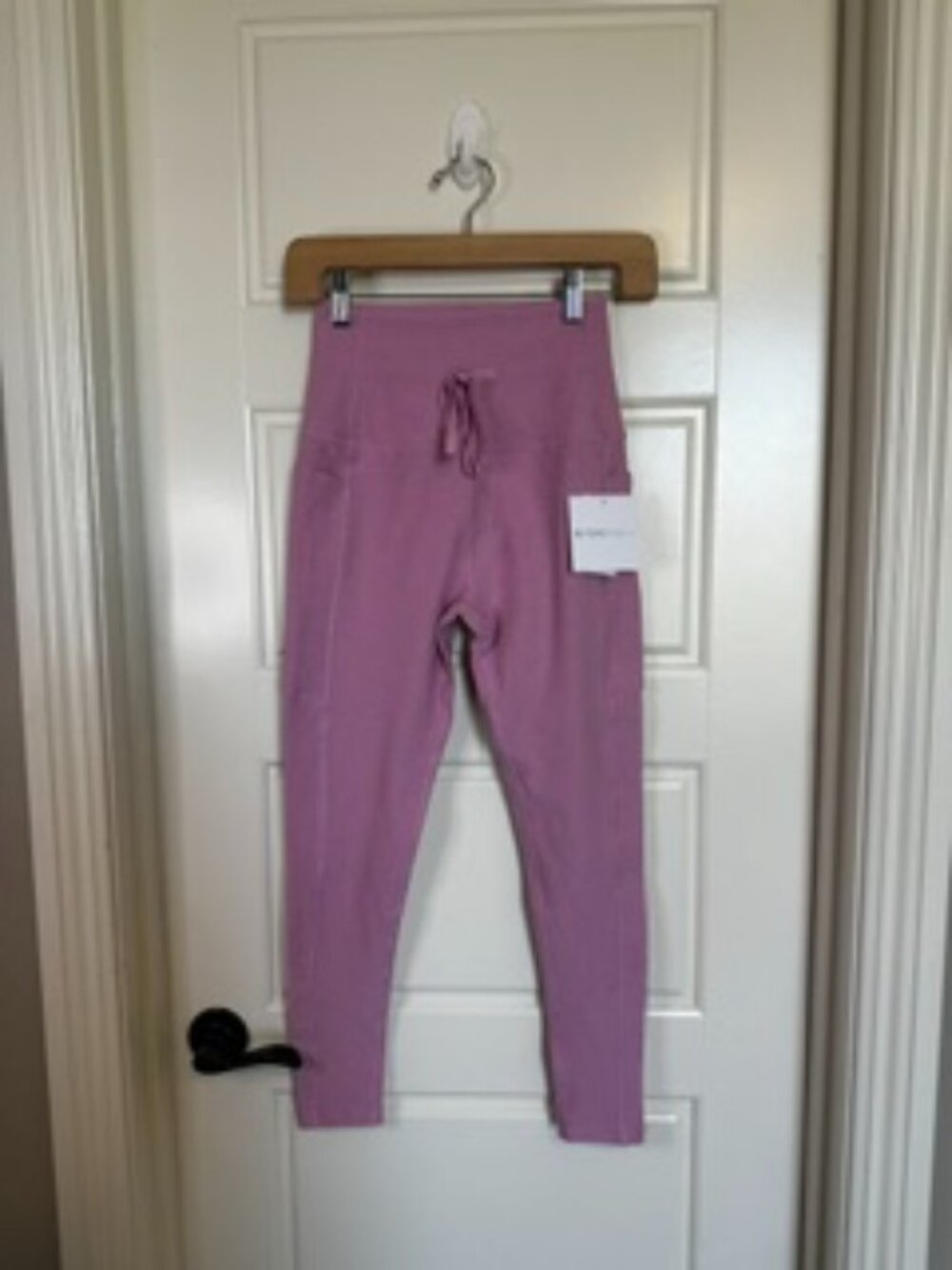 NWT Beyond Yoga Pink Workout Pants